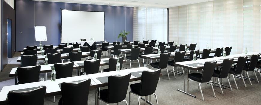 Nh Muenchen Messe Hotel Buitenkant foto